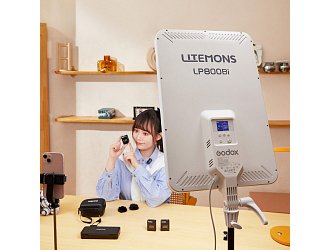 Godox Litemons LP400R RGB LED Panel s klapkami 38W